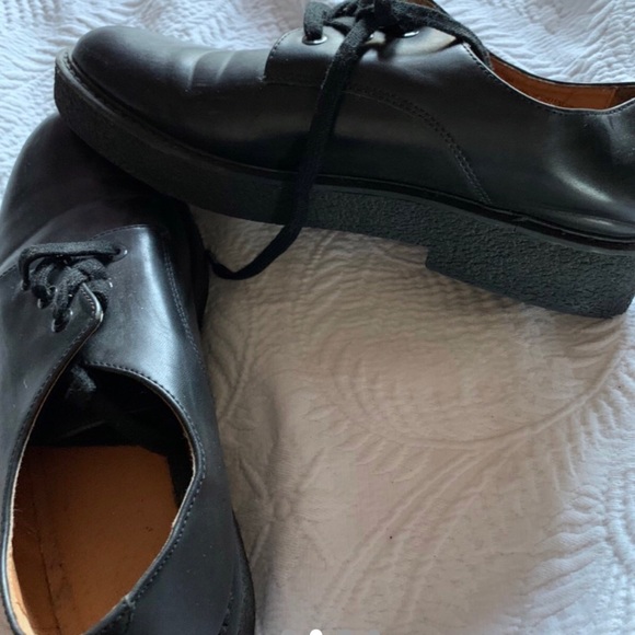 Black oxfords - Picture 2 of 4